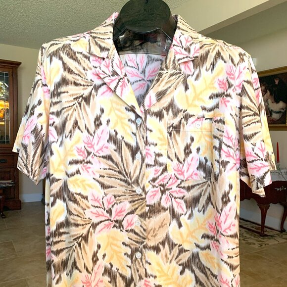 EUC Pappagallo Floral Collared, Button Front, Short Sleeved Blouse size 1X - Picture 2 of 6